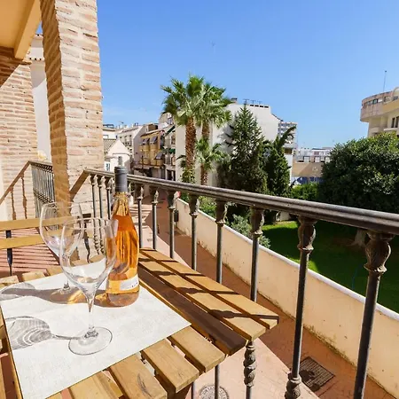 Malagasuite Torremolinos Lovely & Comfy Exterior photo